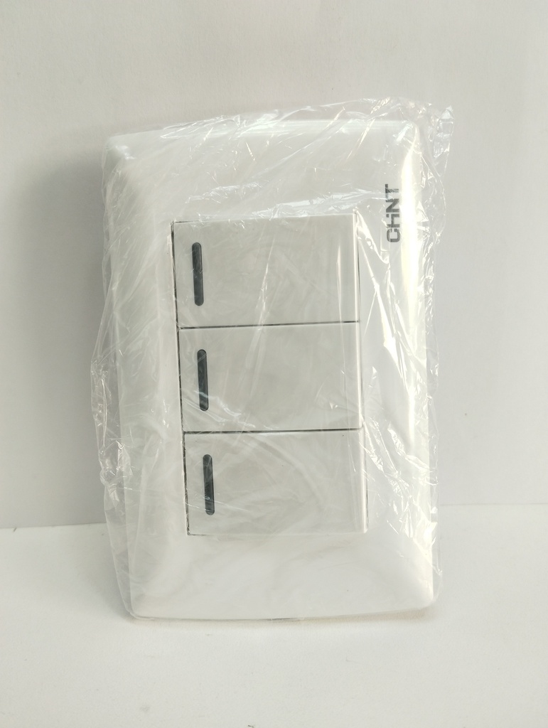 Toma Completa Interruptor Triple  10A   Blanco CHINT