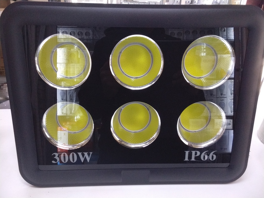 Reflector LED luminaria publica 300W tipo ojos (Negro, LED FLOOD LIGHT)