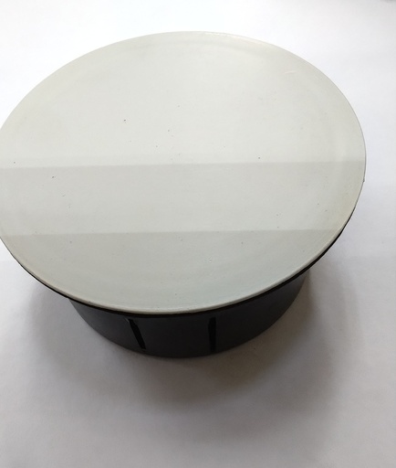 [136] Caja redonda plástica de empotrar para toma con tapa sin insertos (Negro, Nacional)