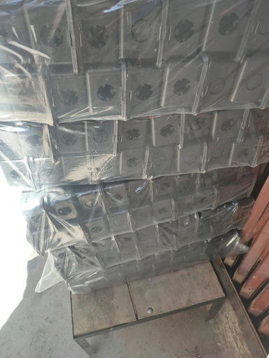 [8-11-5] Caja rectangular plastica de empotrar de pared (Negro, Generico)